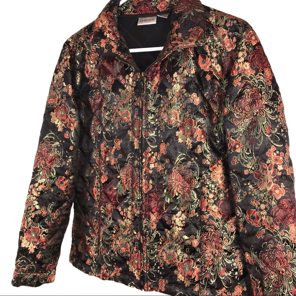 Beautiful Asian Brocade Quilted Jacket - Picture 4 of 11